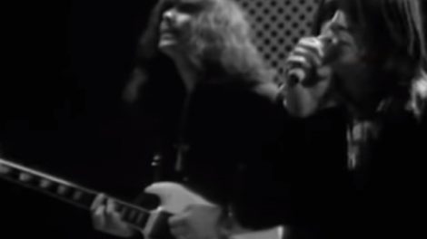 Letra e tradução de Paranoid, do Black Sabbath