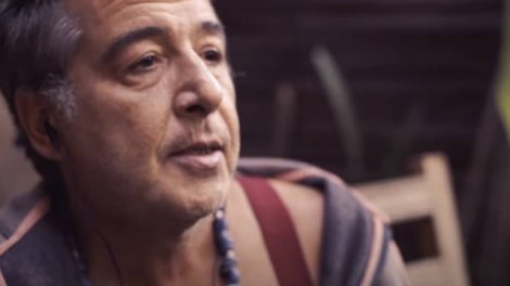 Nasi, no clipe 'Efeito Dominó'