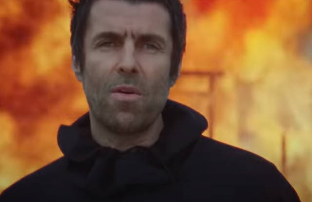 Liam Gallagher em clipe de Shockwave