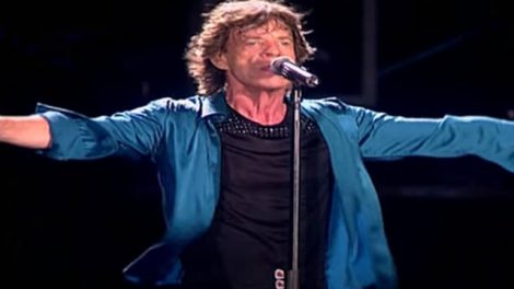 Mick Jagger em ação no show em Copacabana (Reprodução)