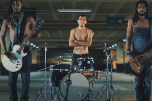 Black Pantera no clipe Rede Social (Reprodução)