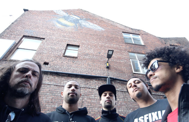 Marcelo, Rodrigo, Kaneda, Leonardo e Rafael, do Asfixia Social (Divulgação)