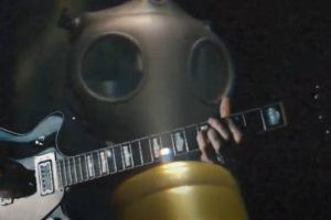 Cena do clipe Automatic, do Disaster Cities (Reprodução)