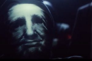 Cena do clipe Dias Melhores (Reprodução)