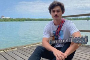 O músico João Pedro Leite (Reprodução)