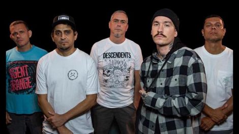 A nova formação da banda Garage Fuzz (Divulgação)