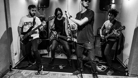 Blowdrivers Looks Like Me (Reprodução)