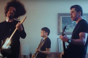 Cena do clipe 'A Casa', da banda Sugar Kane (Reprodução Youtube)